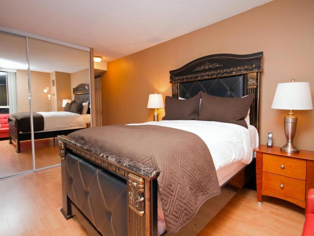 Glen Grove - Conservatory Tower Toronto Ruang foto