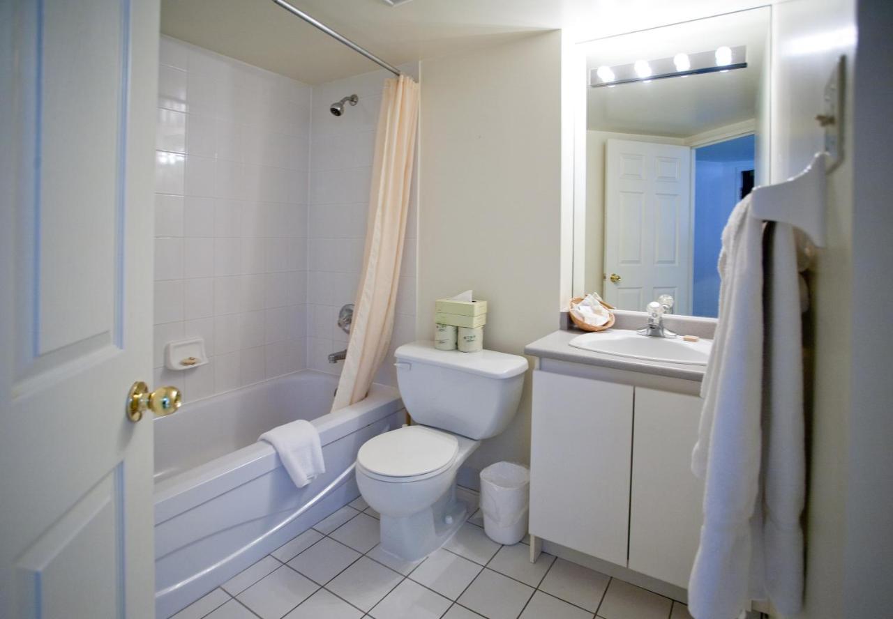 Glen Grove - Conservatory Tower Toronto Bagian luar foto